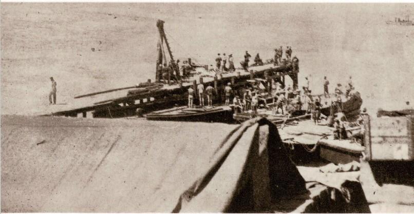 Building-a-Pier-at-Anzac