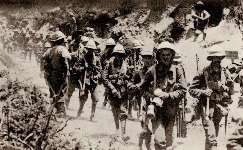 Australians-advancing-up-Gully-Ravine