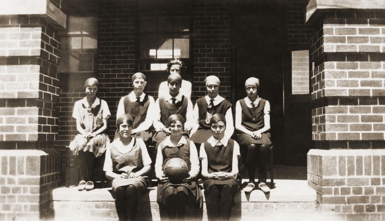 BHS Netball Team 1927