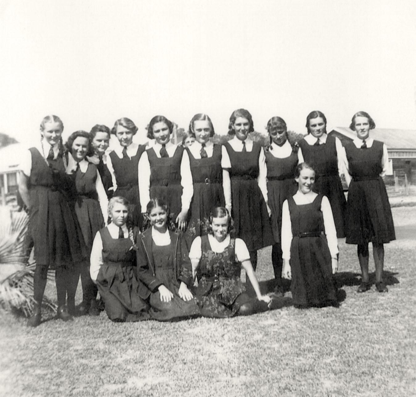 BHS Girls IIIR 1940