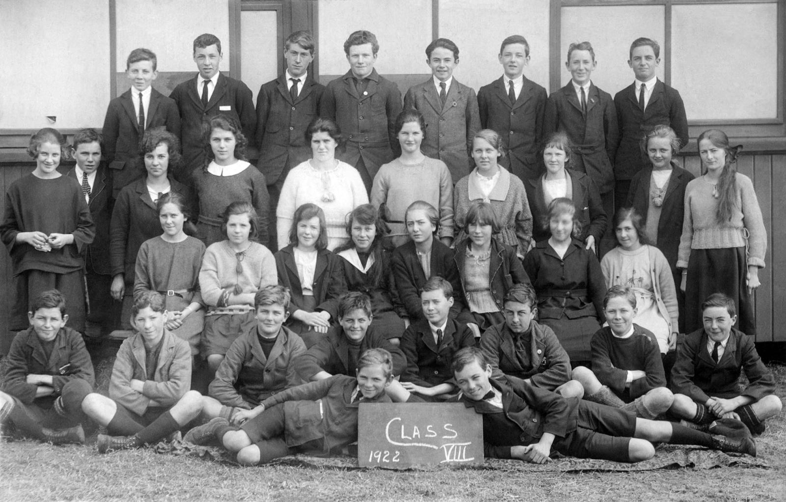 BHS Class VIII Students 1922