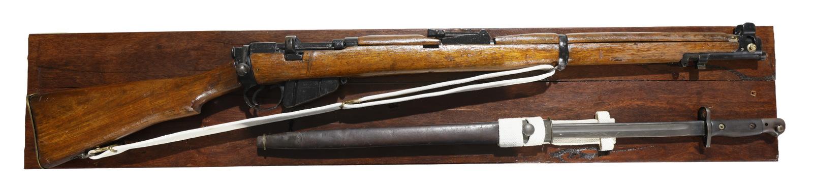 303 Rifle and bayonet