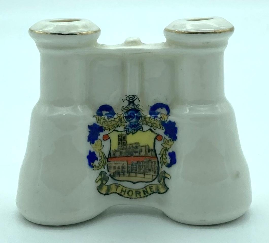 Arcadian China crested ware - binoculars - Thorne - front view