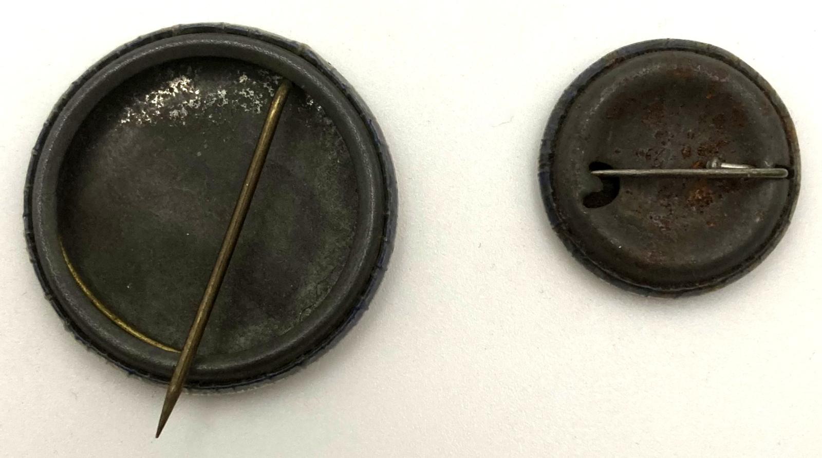 Reverse of 'Hospital Day' fundraising button 1918 - both sizes