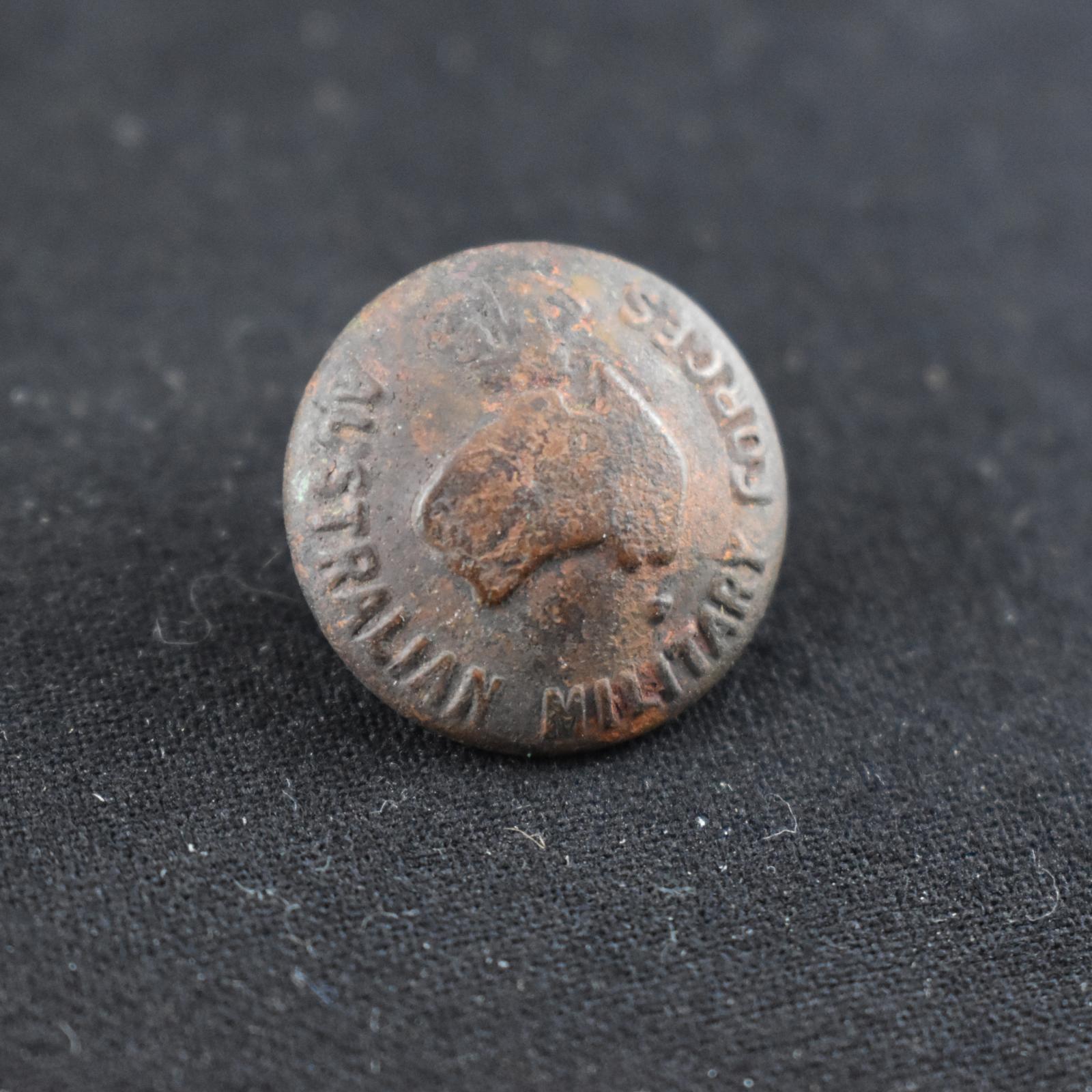 Second World War Australian Military Forces Brass Button - front