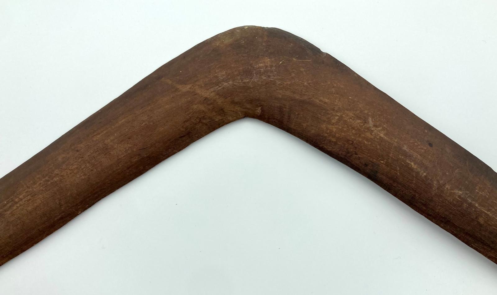 Front of boomerang - central section