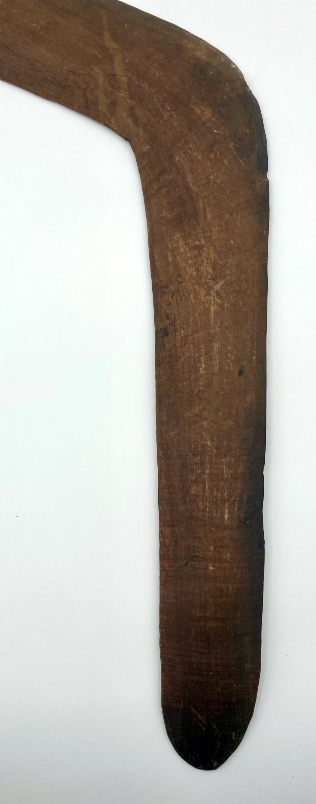 Front of boomerang - right end