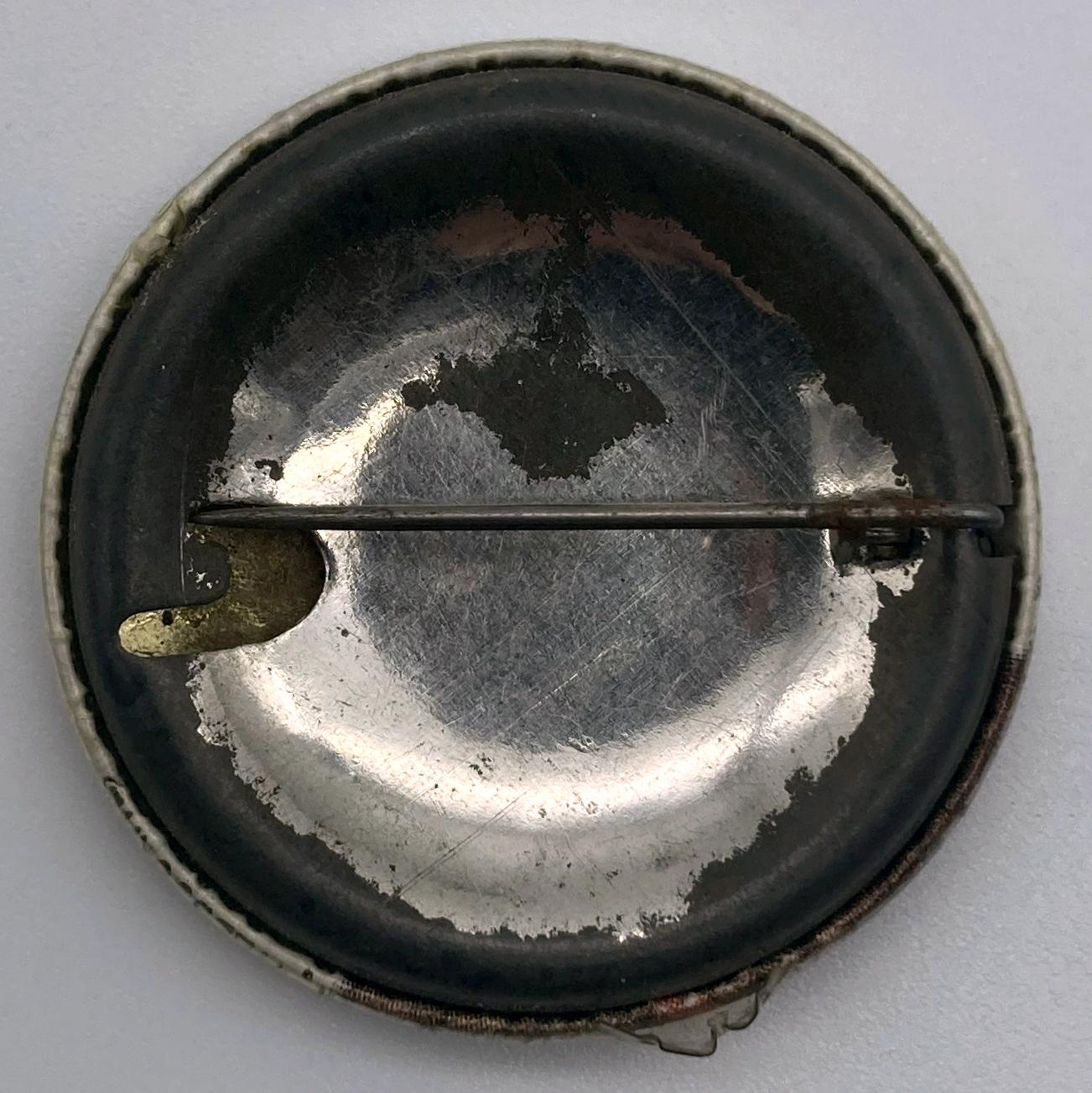 Reverse of souvenir button featuring H.R.H. Edward, Prince of Wales, Australia 1920