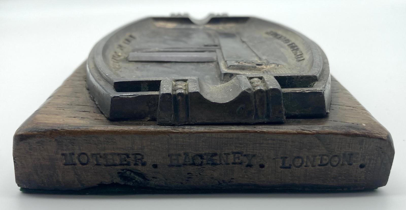 Souvenir ashtray Vimy War Memorial - side view 2