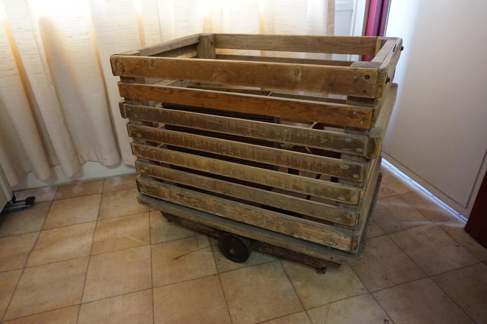 Mercycare-Wooden Trolley 