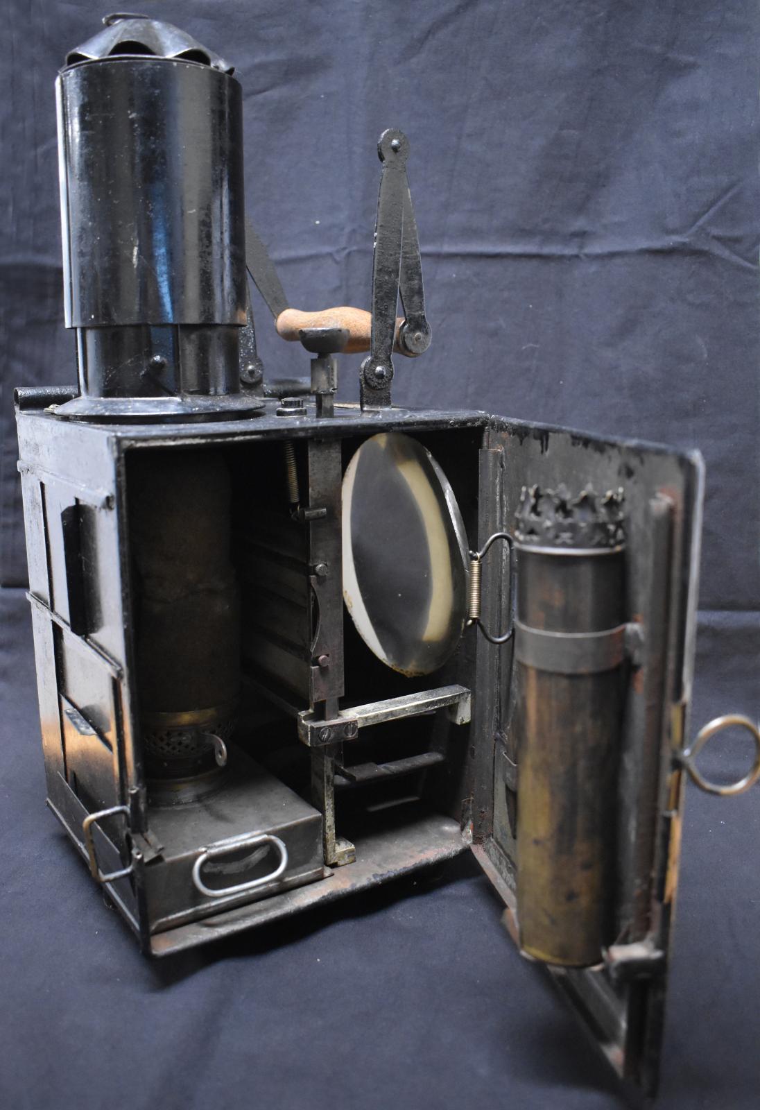 Begbie Lamp inside