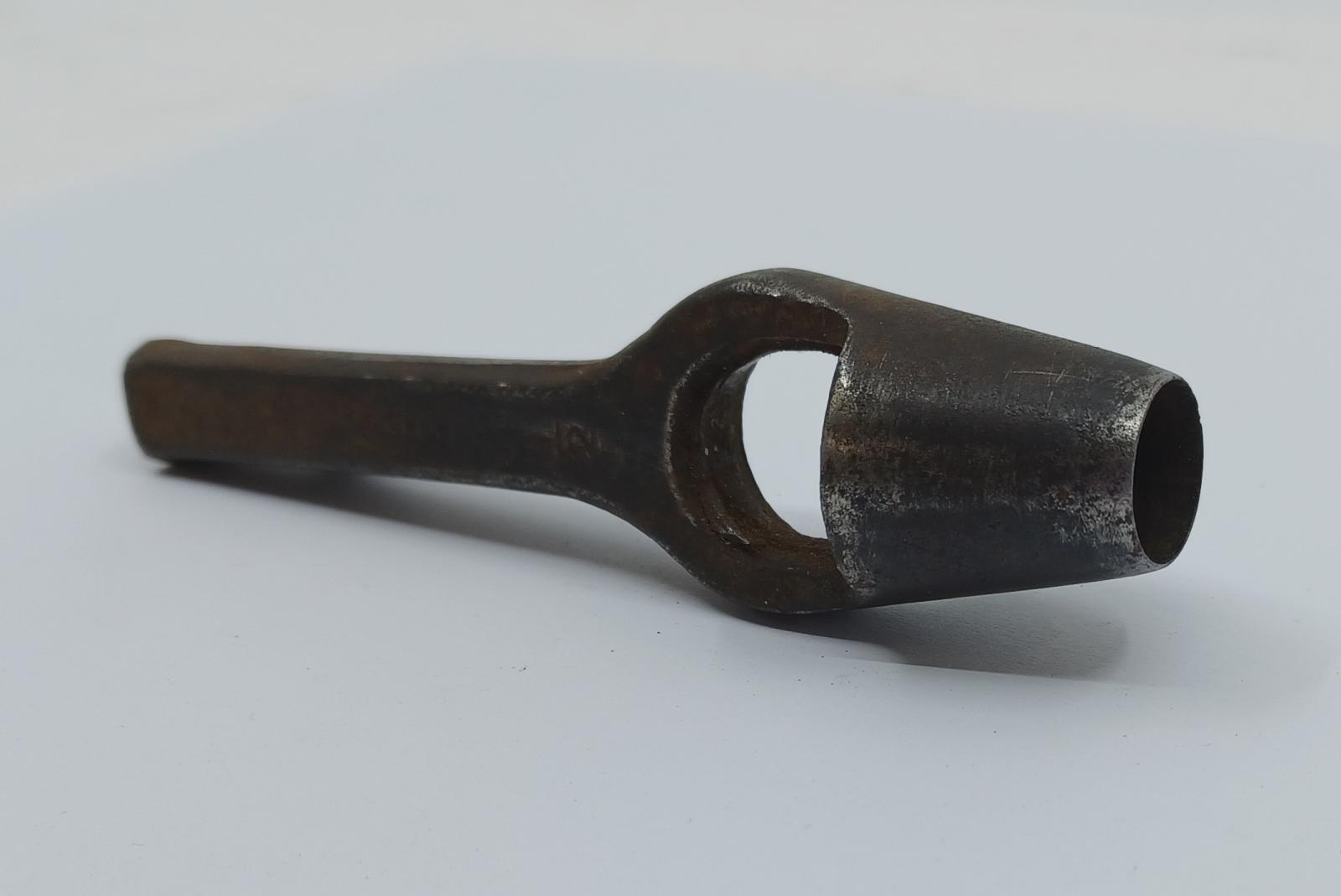 Wad punch (side view)