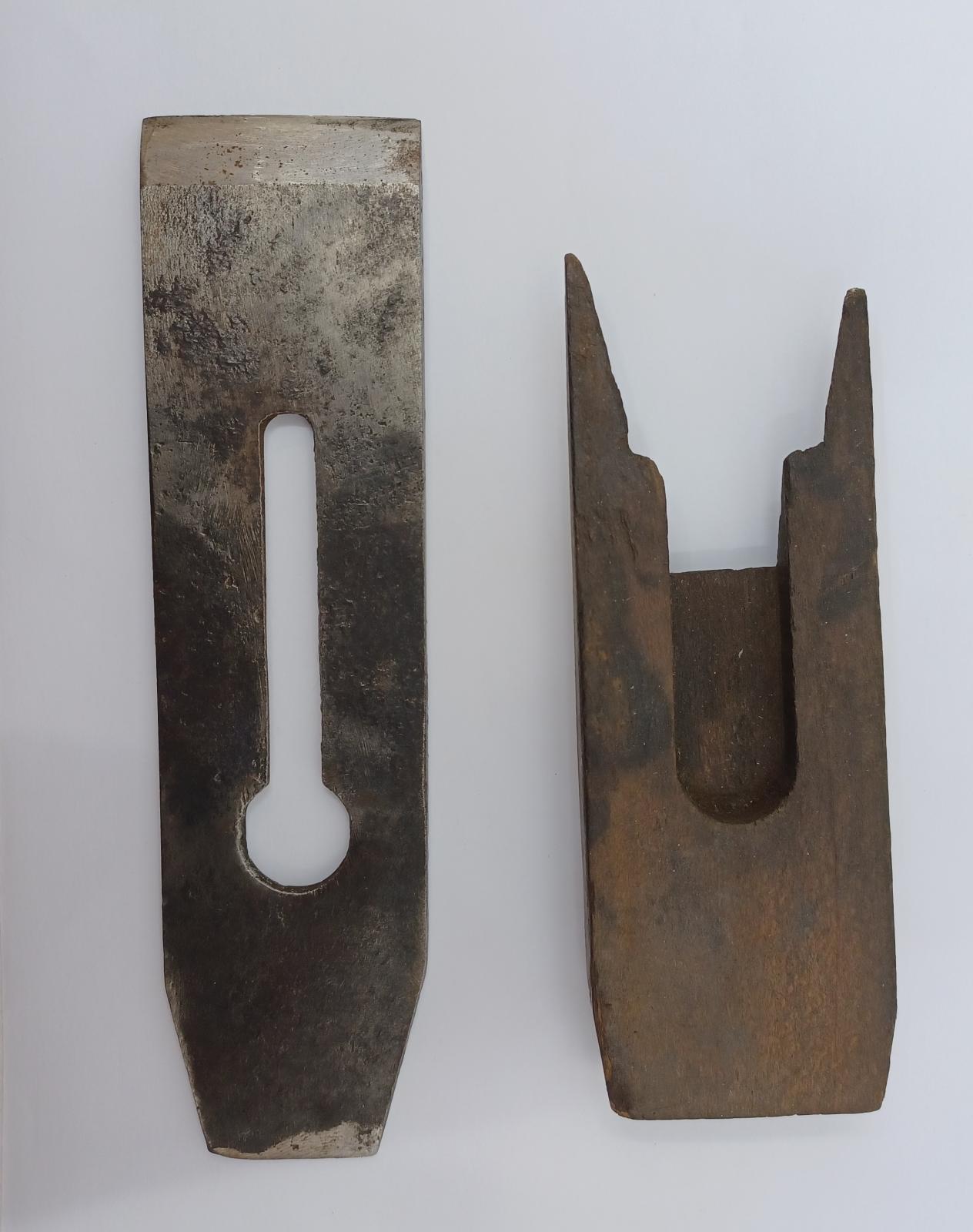 Carpenter's Plane & Blade (aerial view of both pieces)