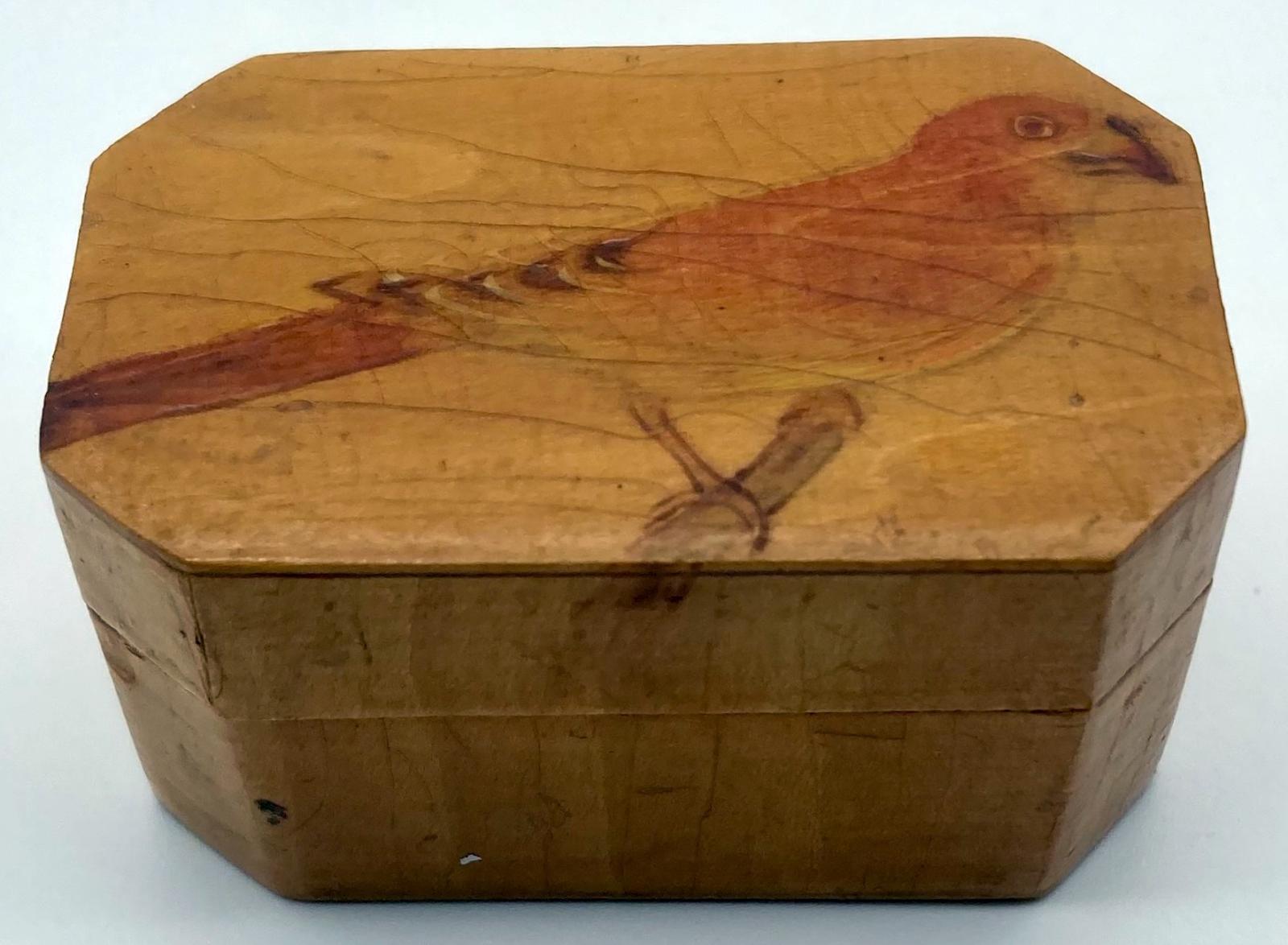 Lacquered timber box with bird motif - side view