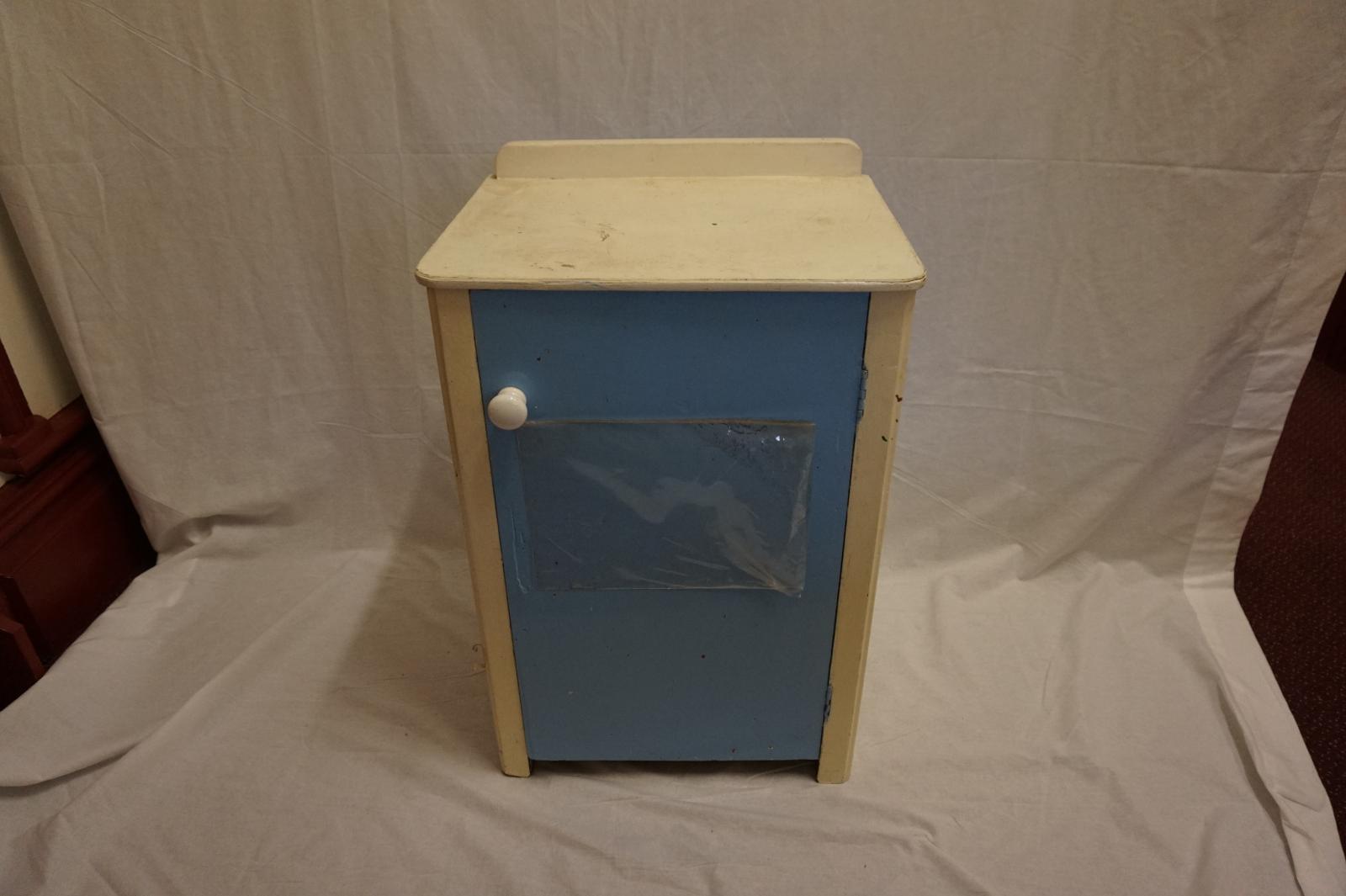 Wooden Cabinet