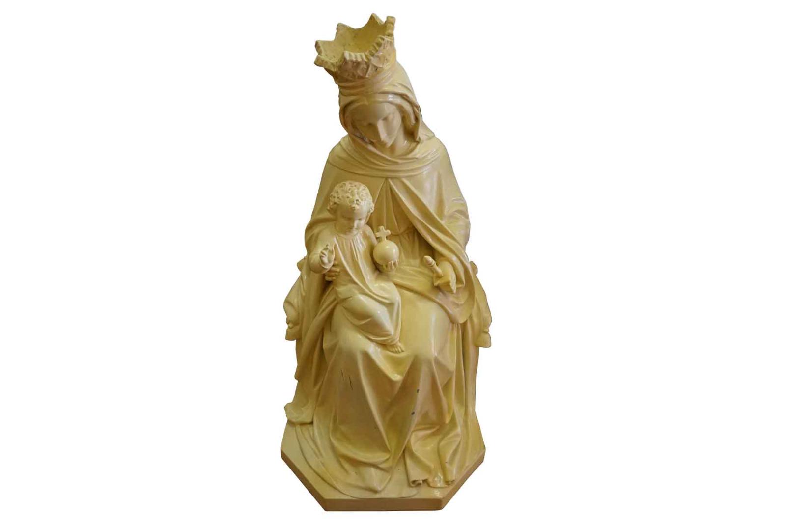 Statue