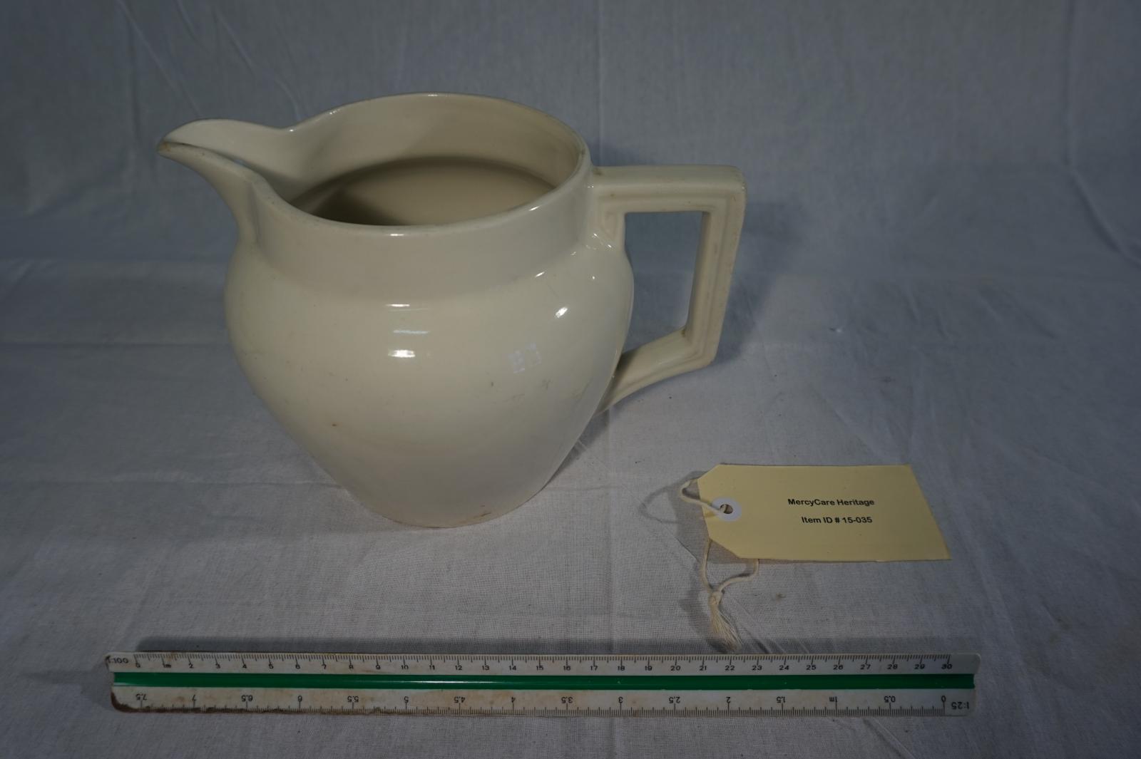 White/cream Jug