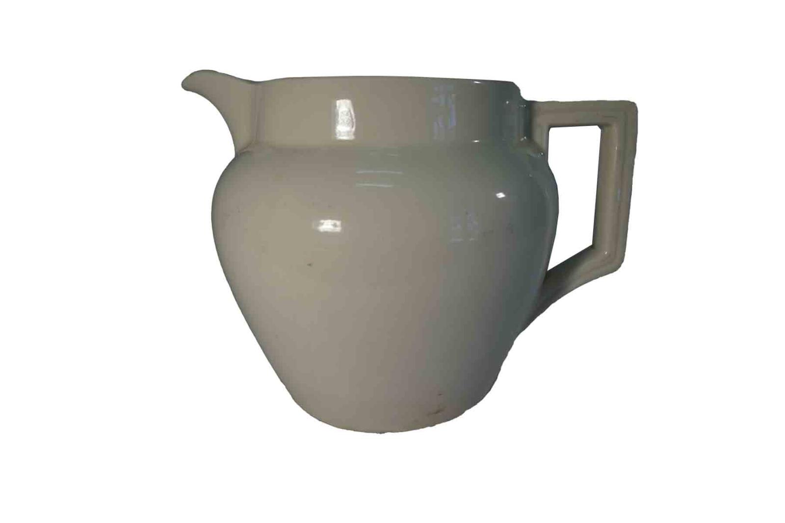 White/cream Jug