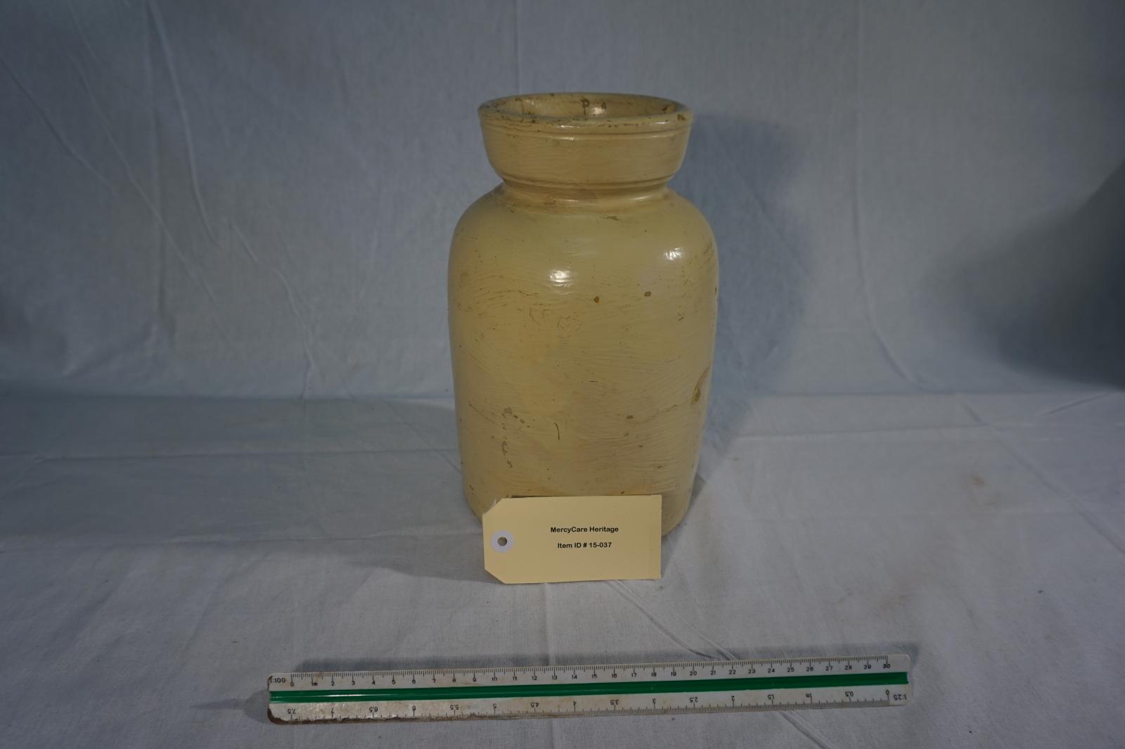 Stoneware container