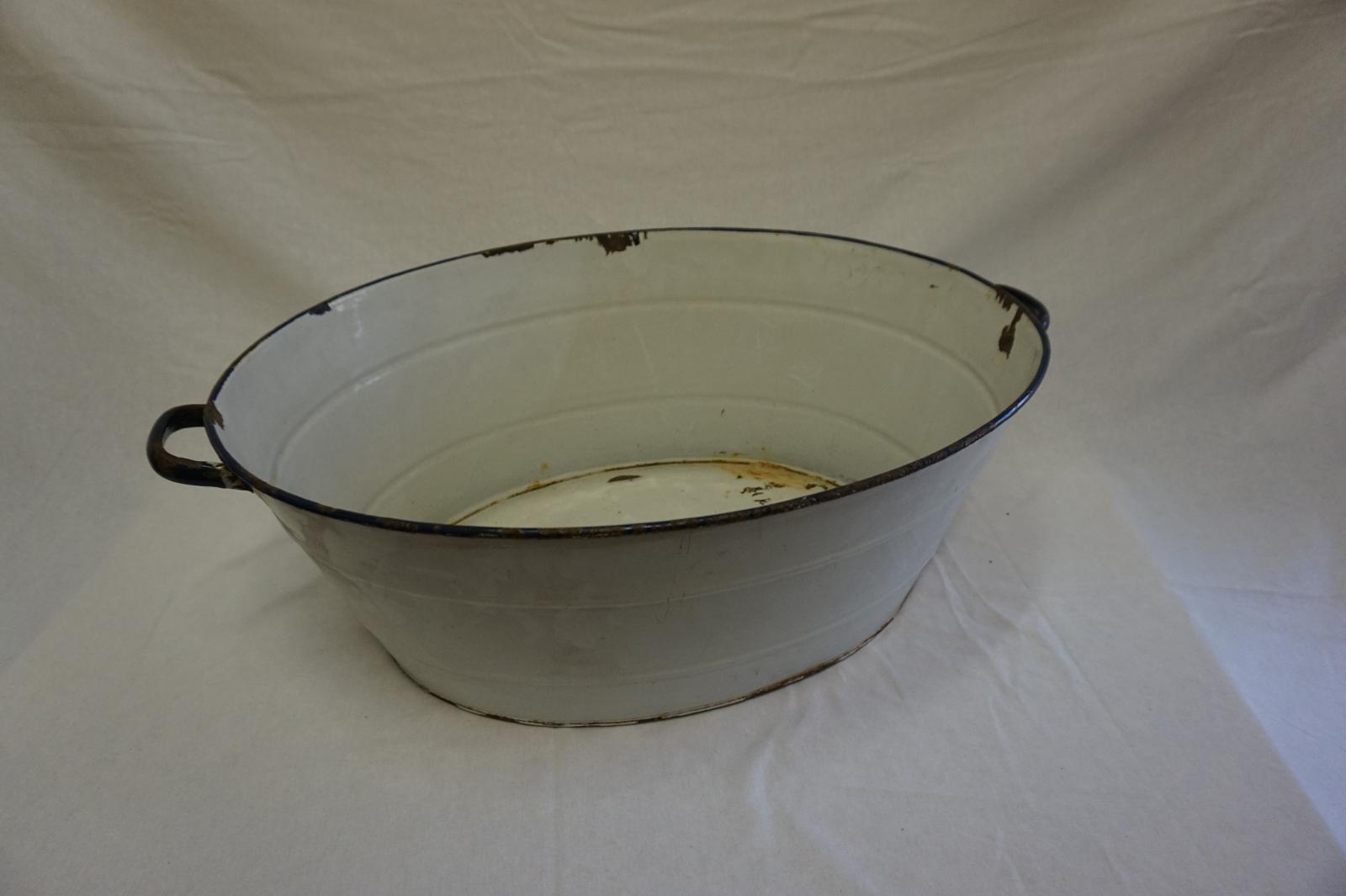 White Enamel Tub ("Baby bath")
