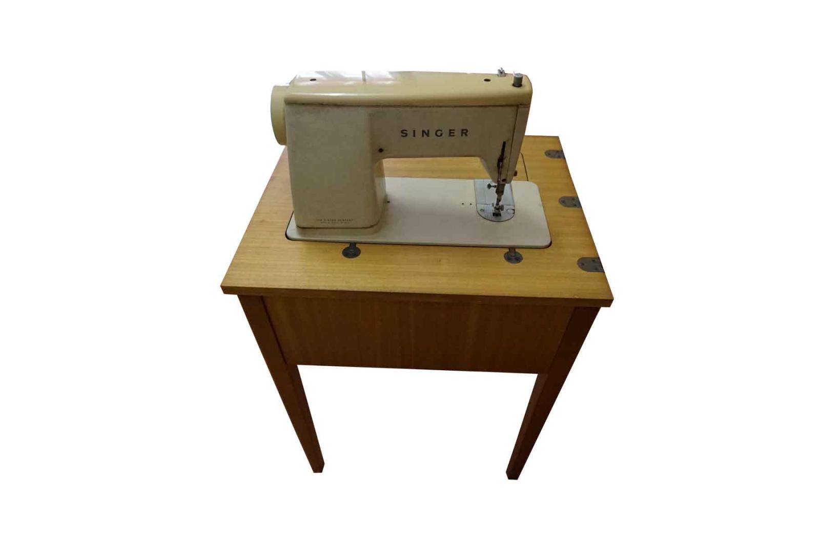 Singer Sewing Machine