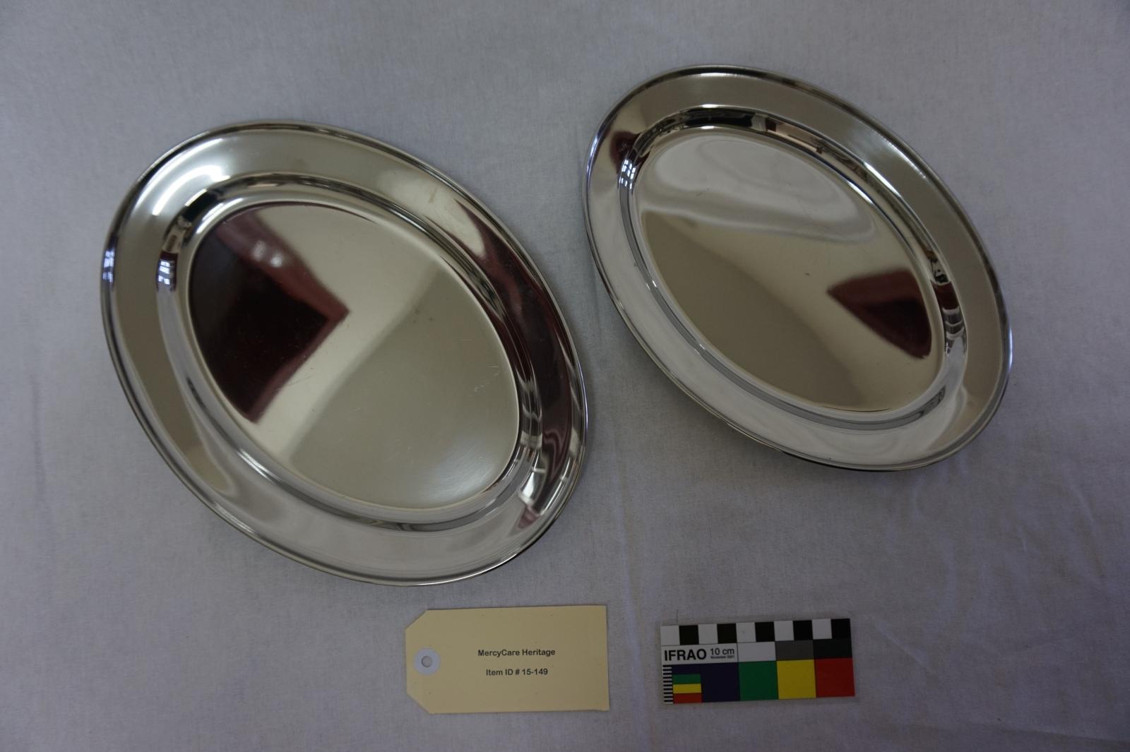 Set of 2 Metal Plates