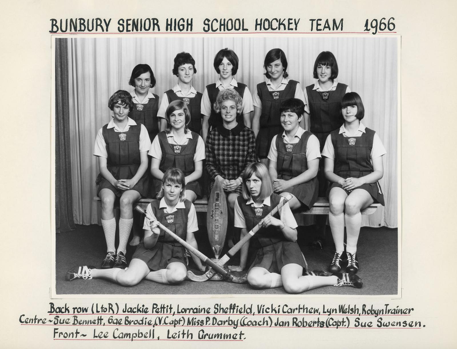 Girls Hockey Teams 1966