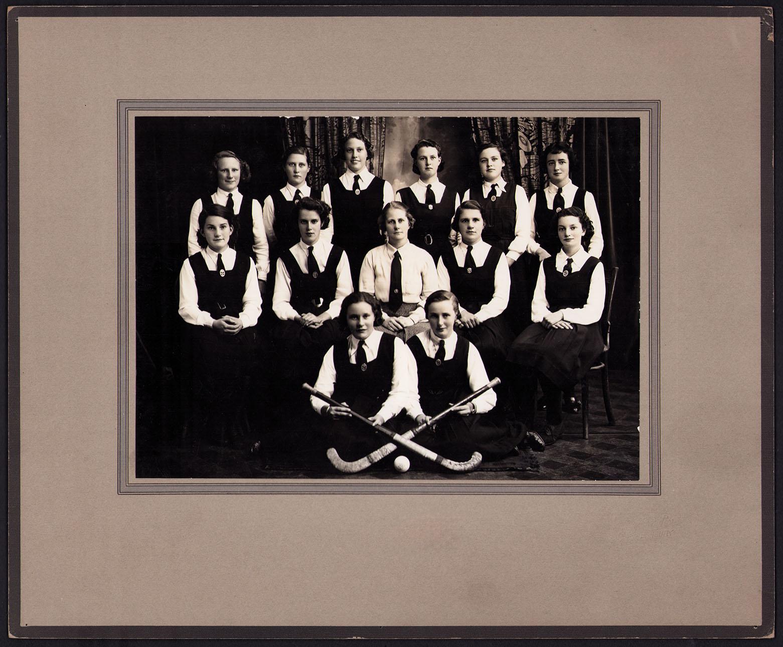 Girls Hockey Team 1938