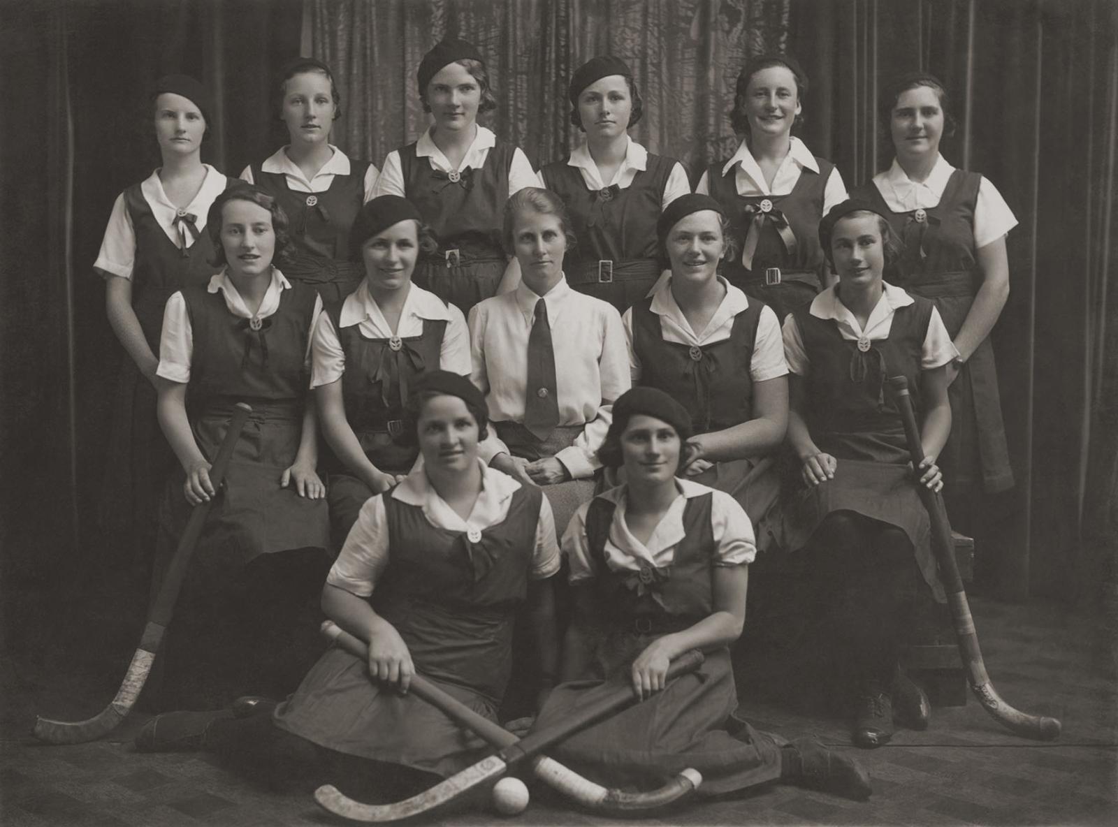 Girls Hockey Team 1935