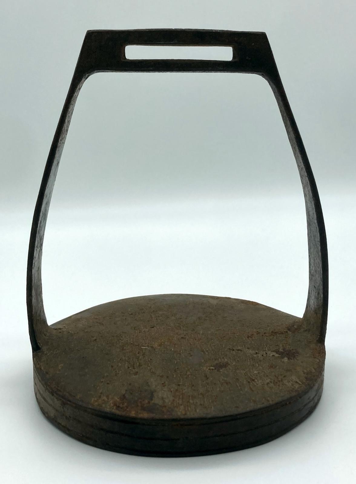 Ottoman stirrup - front view