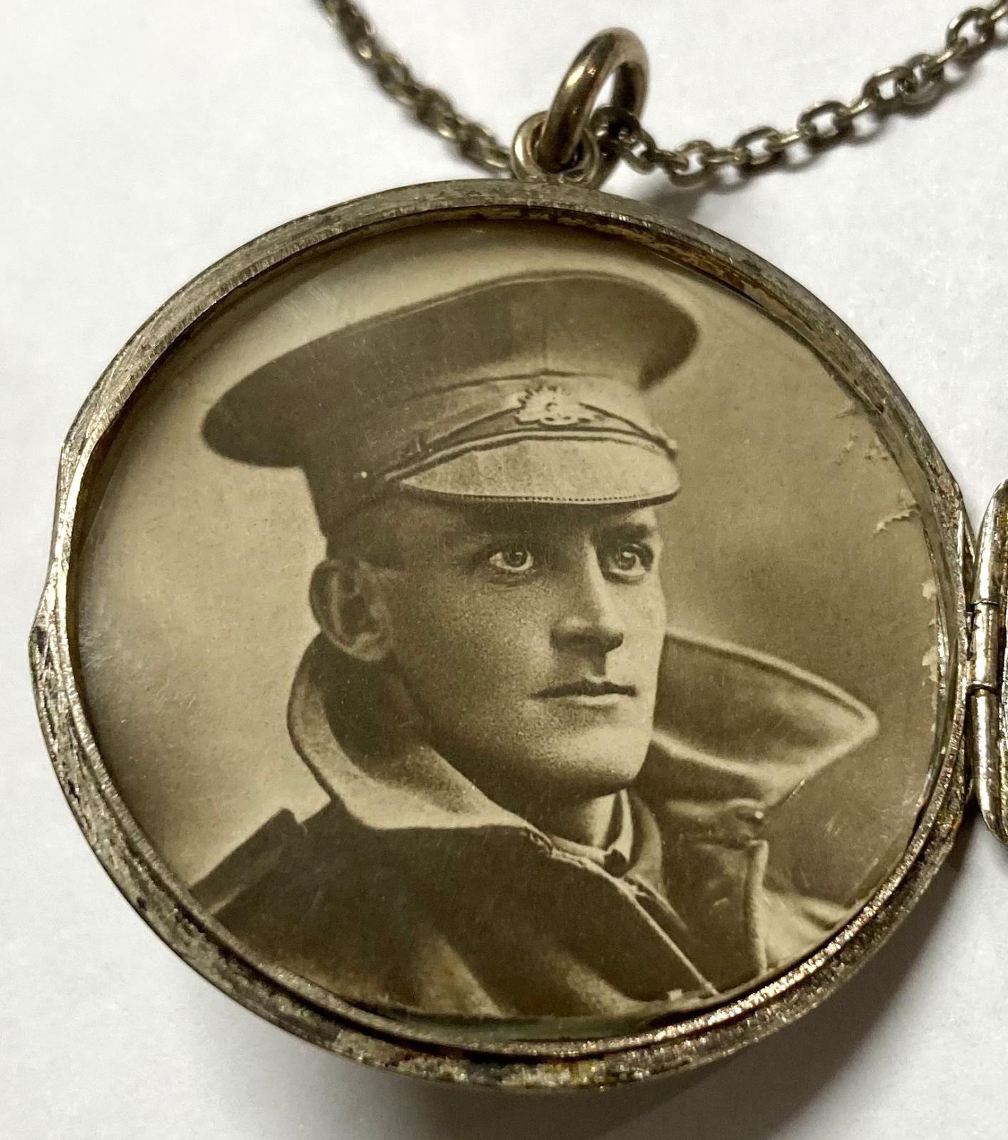 WWI silver locket Australian soldier portrait one