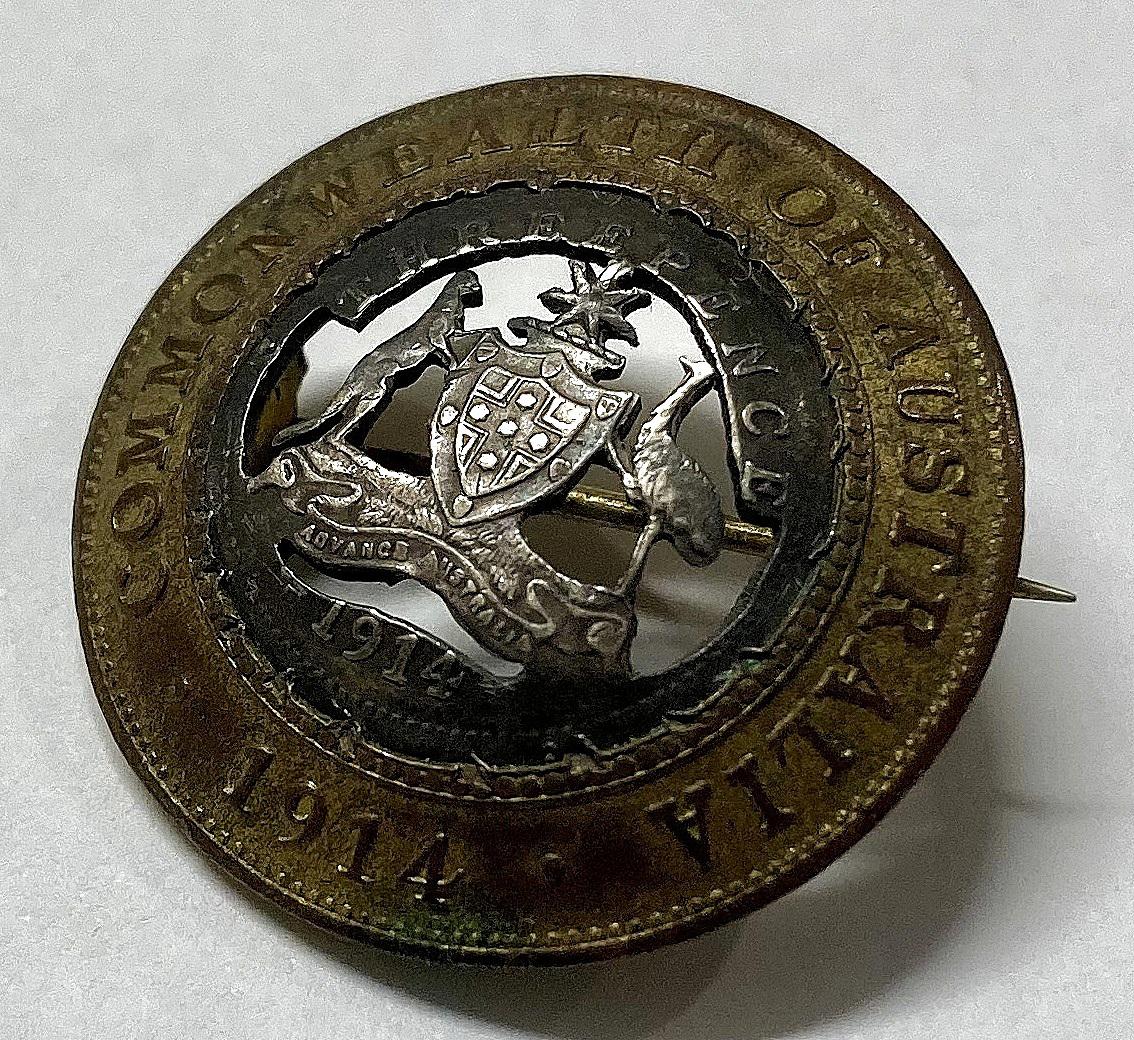 Trench art brooch made from Australian coins - 1914 - oblique view