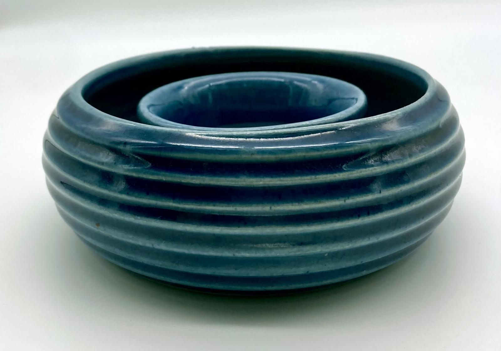 Side view of pottery ashtray made by blinded Australian soldier, Norman Wilkinson