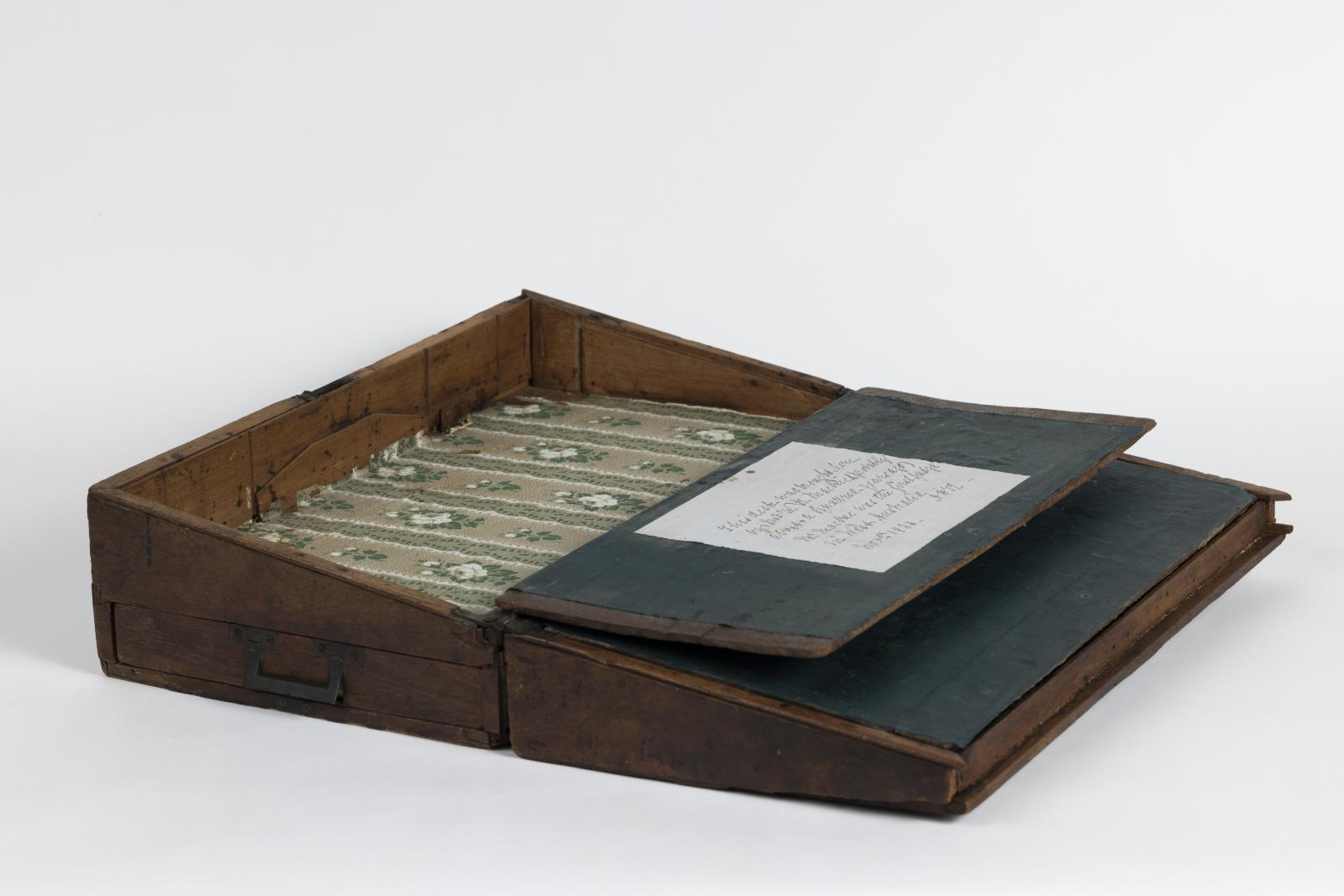 Writing box, open, WM Mackie