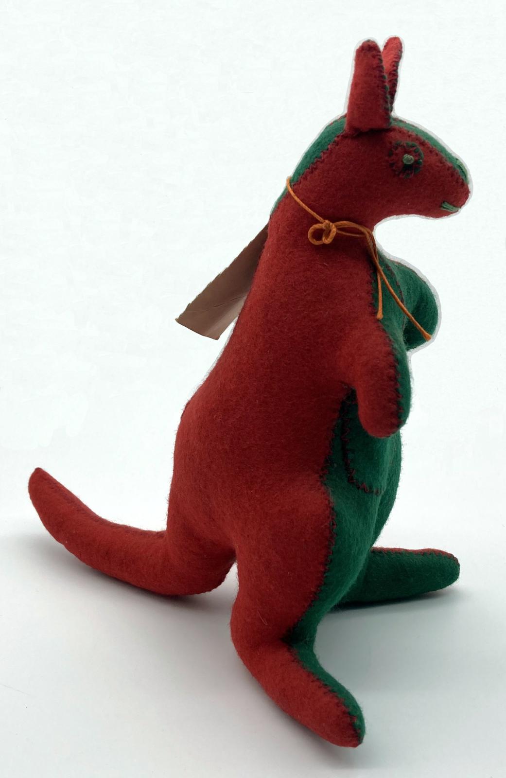 Red Cross felt kangaroo 1963 - other oblique side view