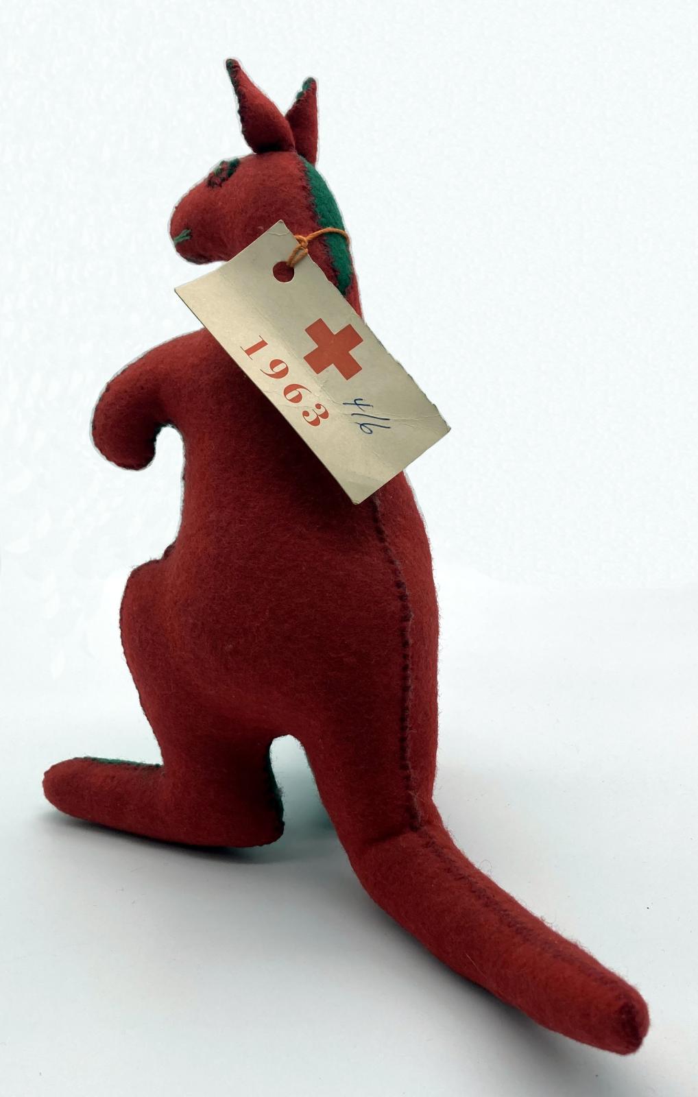 Red Cross felt kangaroo 1963 - back view