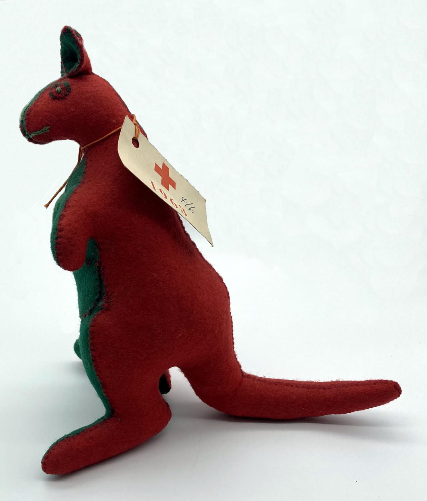 Red Cross felt kangaroo 1963 - side view