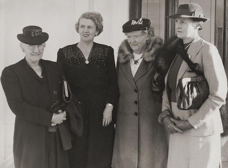 Dorothy Tangney With A Group Of Women