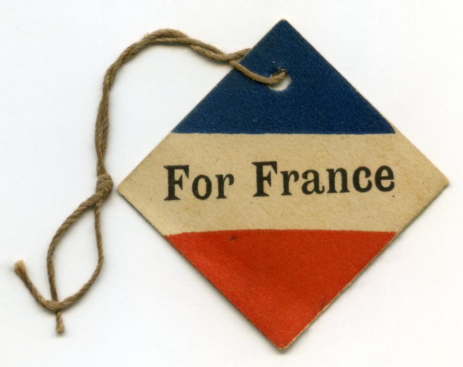 Cardboard fundraising pin 'For France'