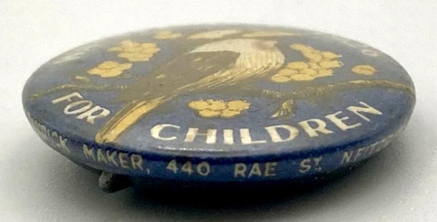 Side view of 'Wattle Day for Children 1926' fundraising badge - small size