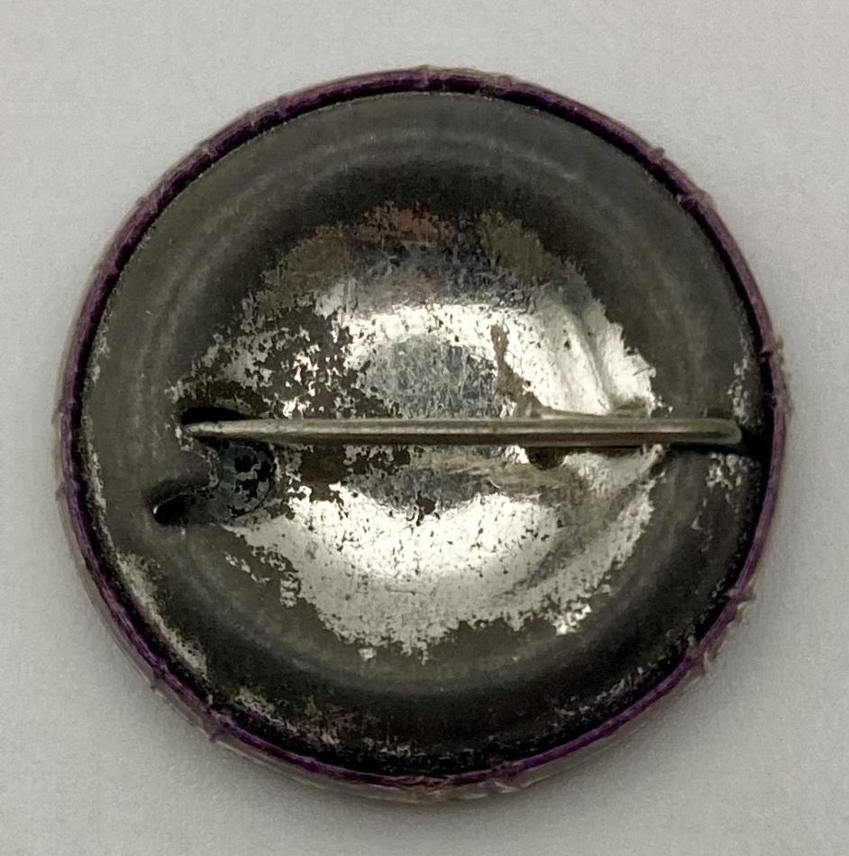 Reverse of 'Wattle Day Ballarat' fundraising badge - small size