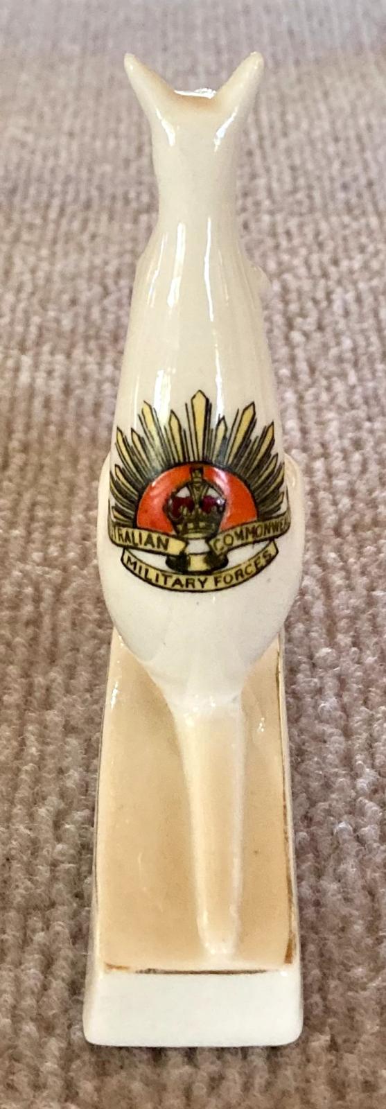 Reverse of Willow Art China crested ware kangaroo