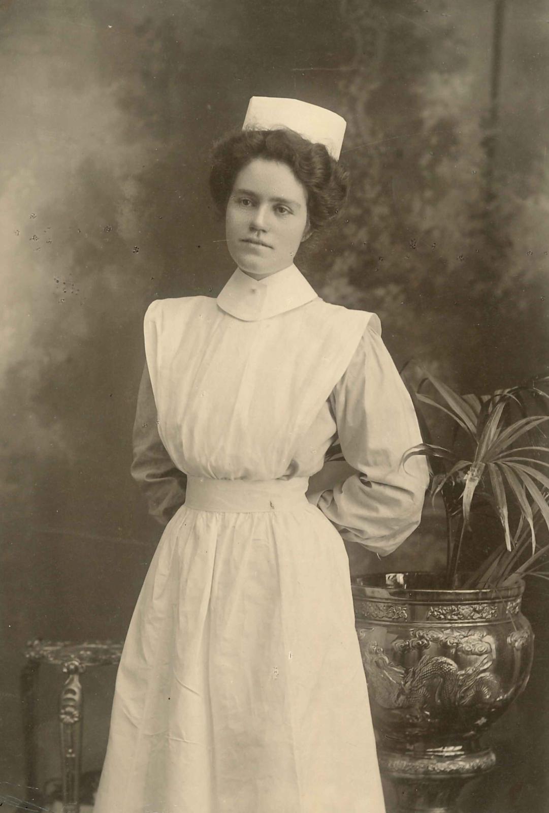 Trainee nurse Annie Barrie O'Driscoll, Perth Public Hospital 1908