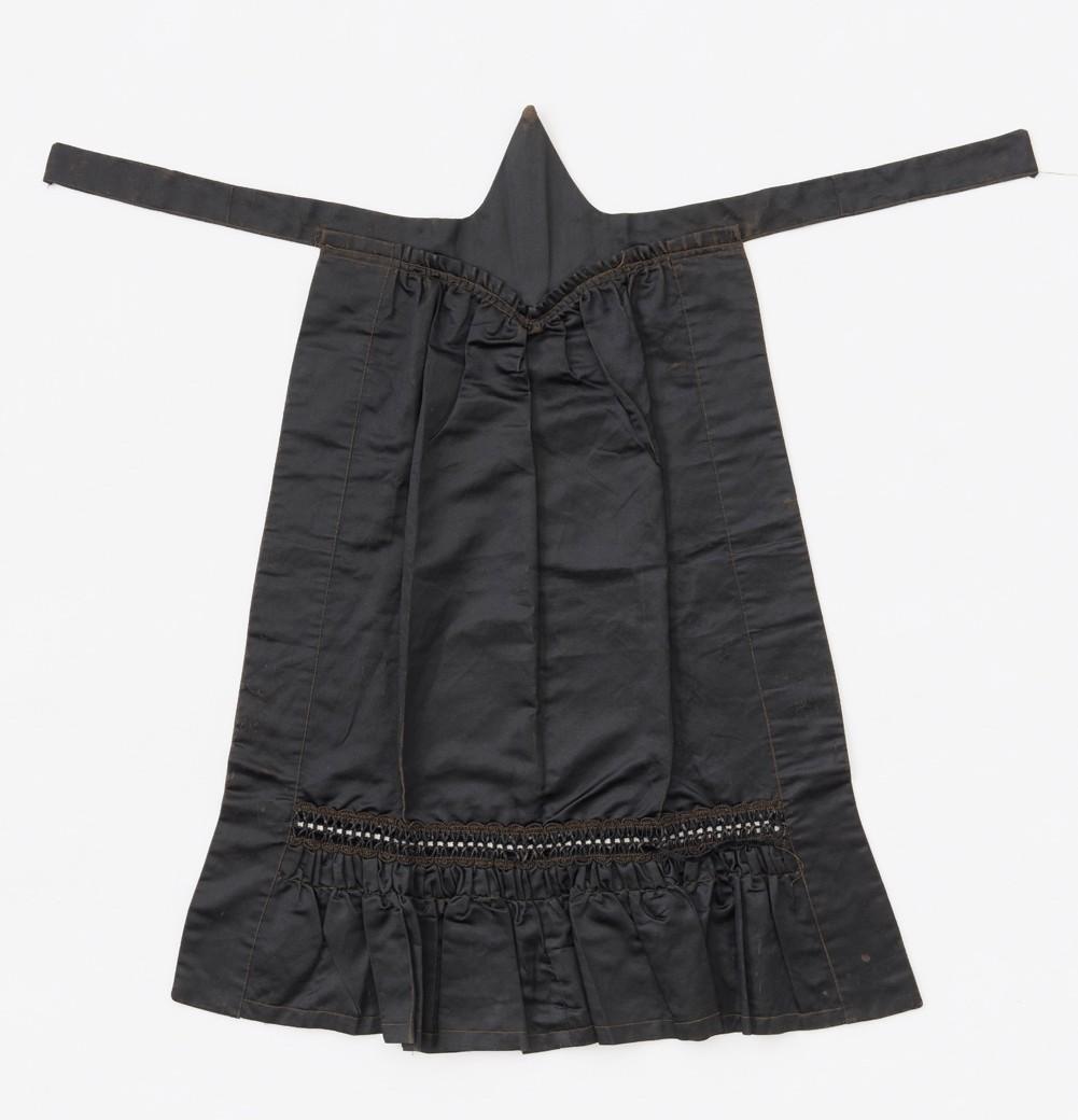 Mourning apron