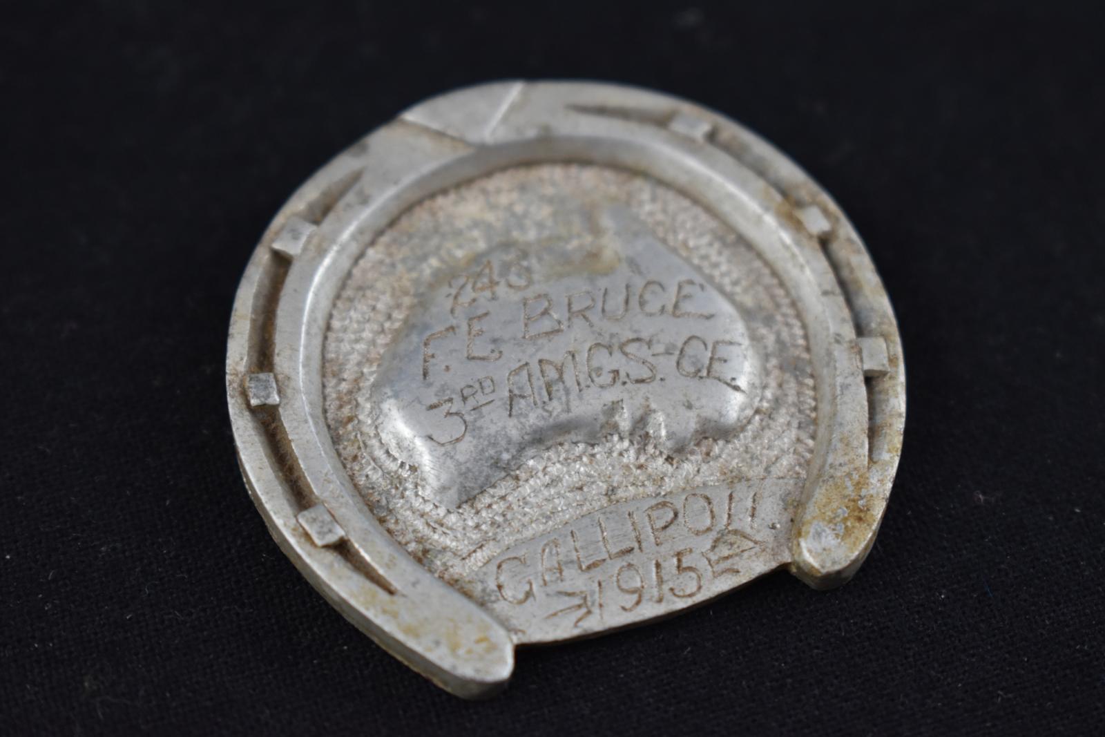 Pendant Front