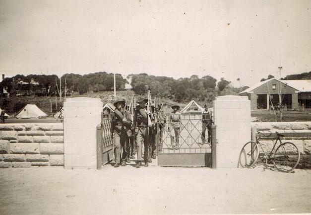 Photograph of recruit training at kingston Barracks, Rottnest island, 1940