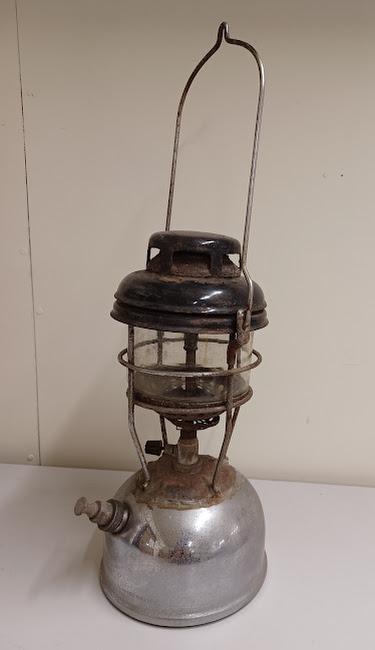 Kerosene lamp