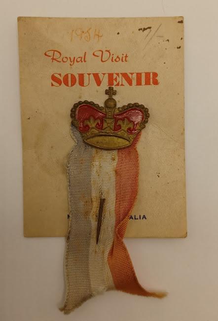 badge