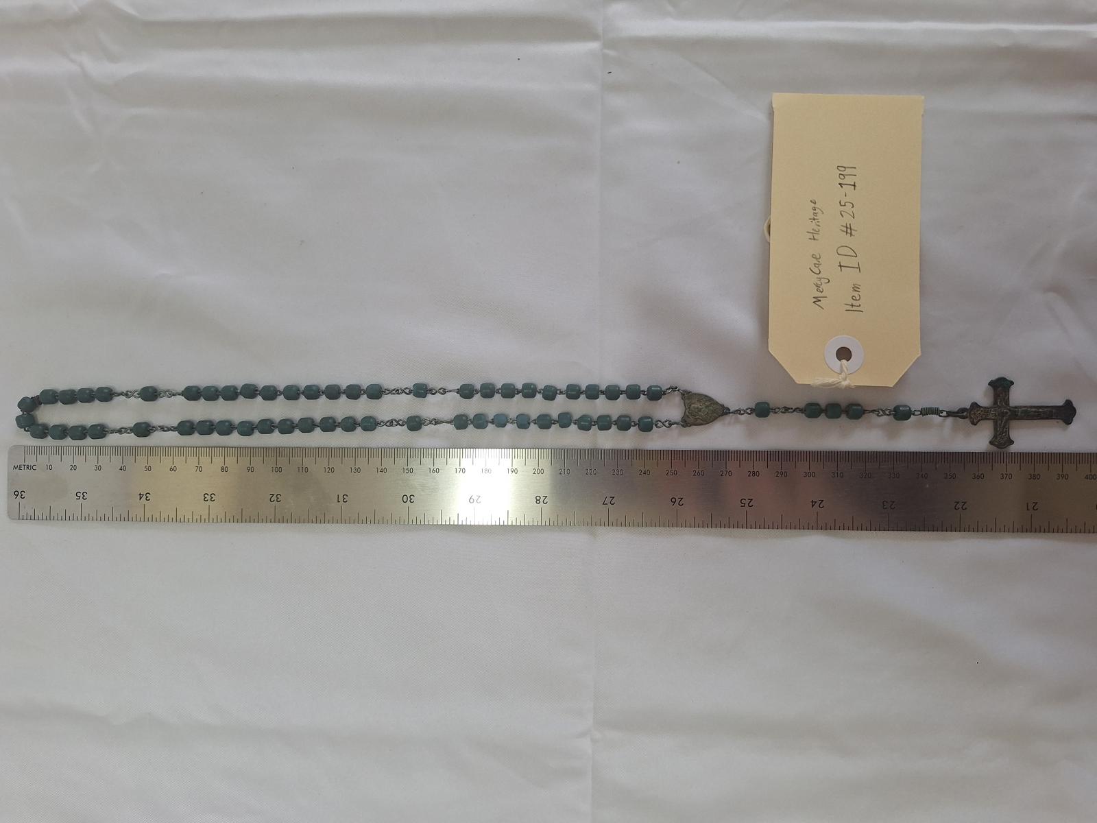 25-199.1 rosary beads with scale and tag image