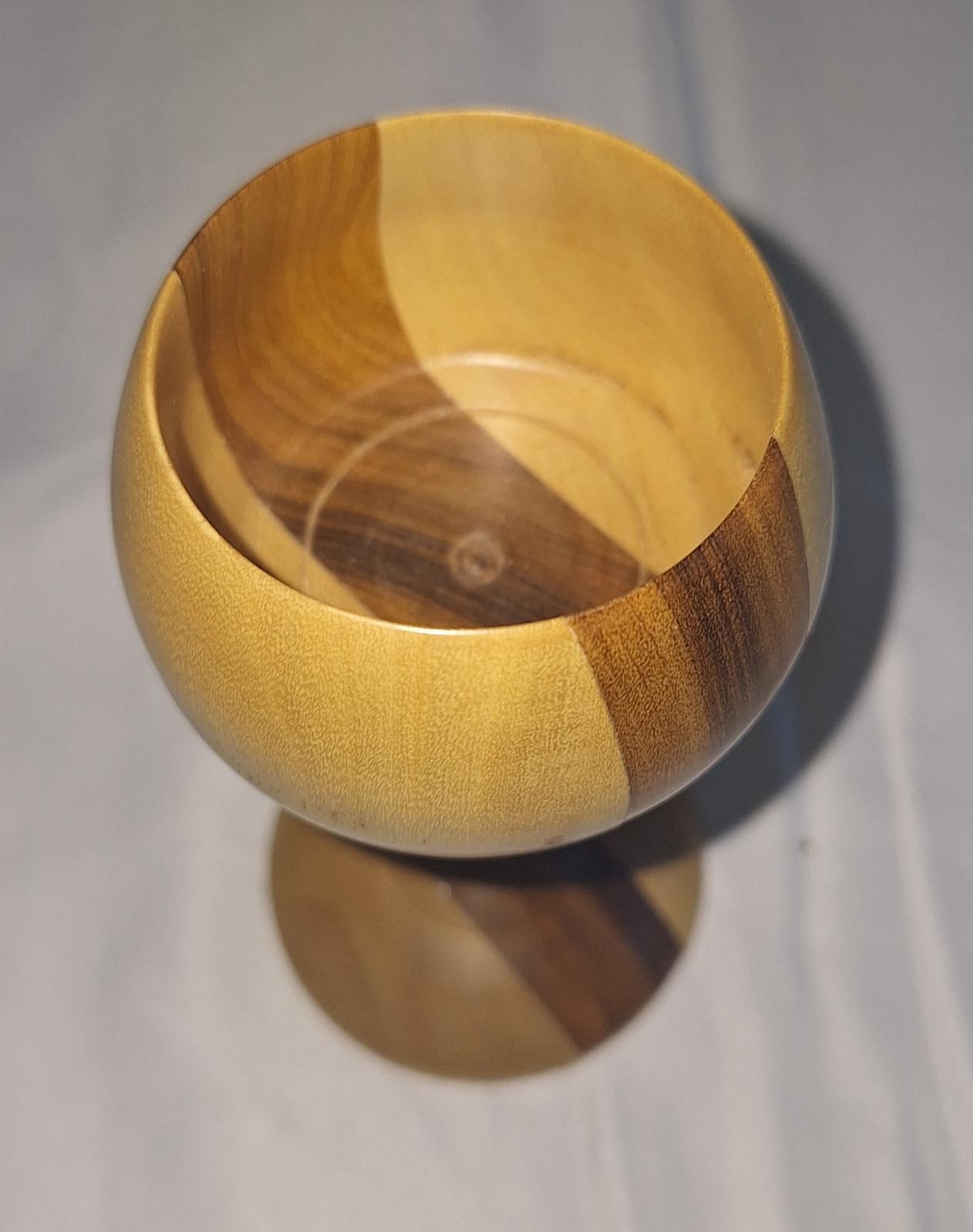 25-201.1 wooden goblet with background top image